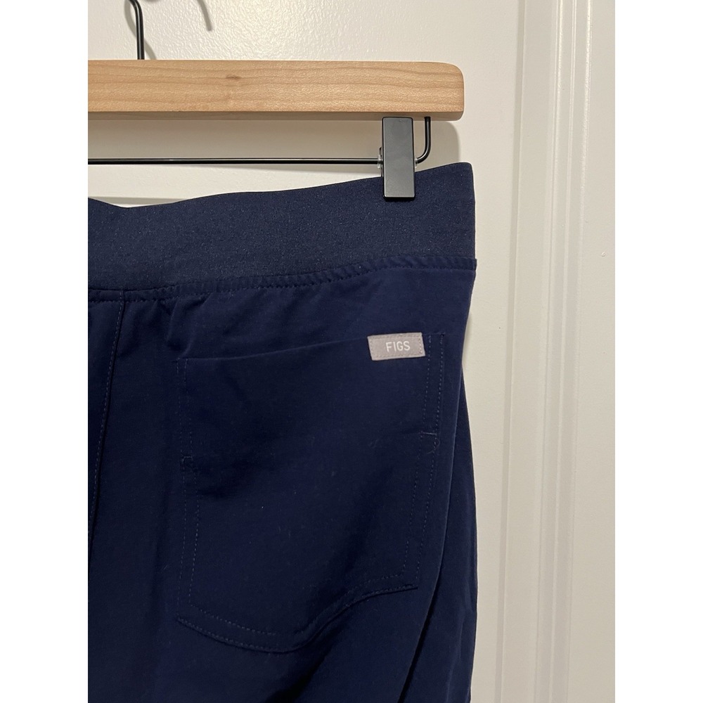 FIGS Navy Blue Scrub Set Casma Top Zamora Jogger Technical Collection Womens S - Picture 4 of 14